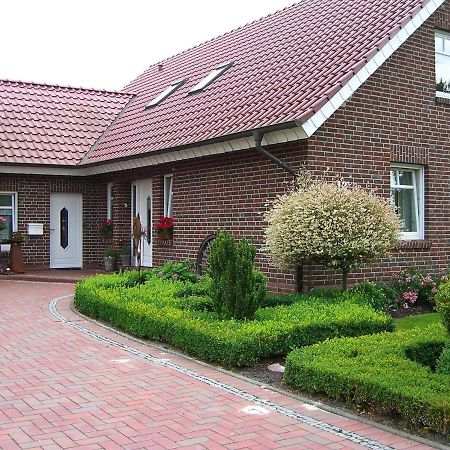 Ferienwohnung Rossis Nuest, 31516 Uplengen Kültér fotó