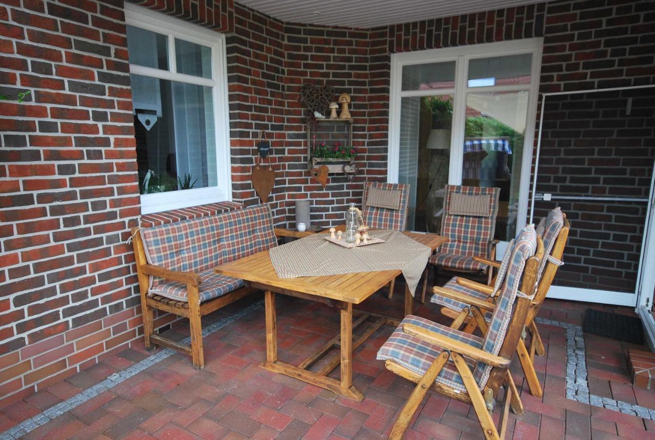 Ferienwohnung Rossis Nuest, 31516 Uplengen Kültér fotó