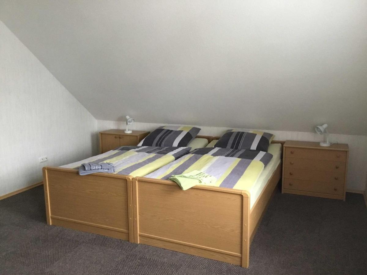 Ferienwohnung Rossis Nuest, 31516 Uplengen Kültér fotó