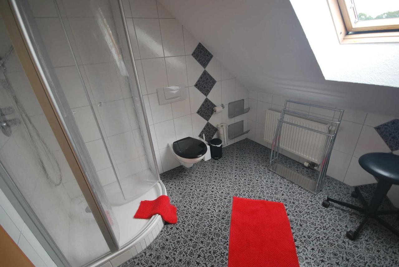 Ferienwohnung Rossis Nuest, 31516 Uplengen Kültér fotó