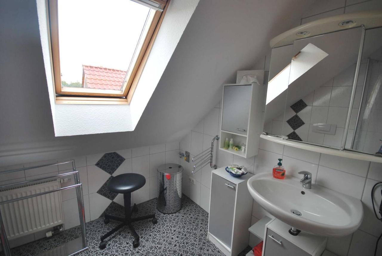 Ferienwohnung Rossis Nuest, 31516 Uplengen Kültér fotó